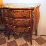 102 4052 CHEST OF DRAWERS